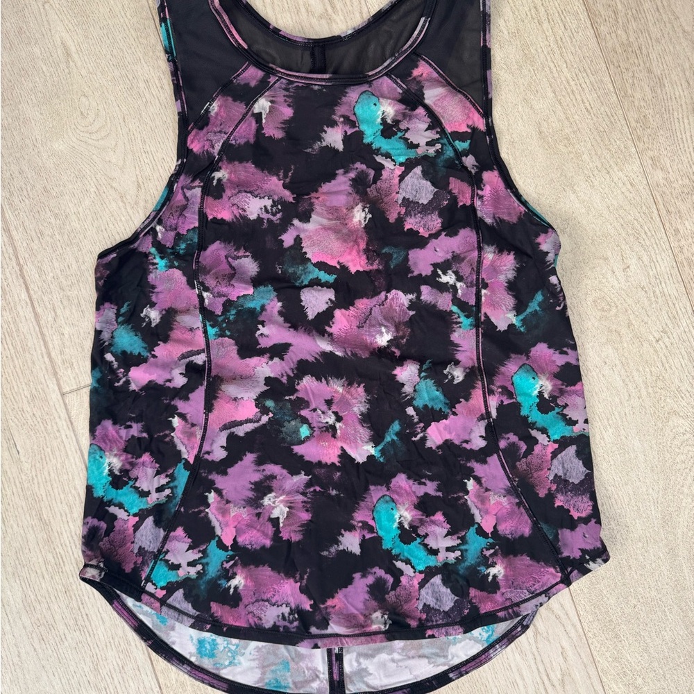 Lululemonn floral workout top